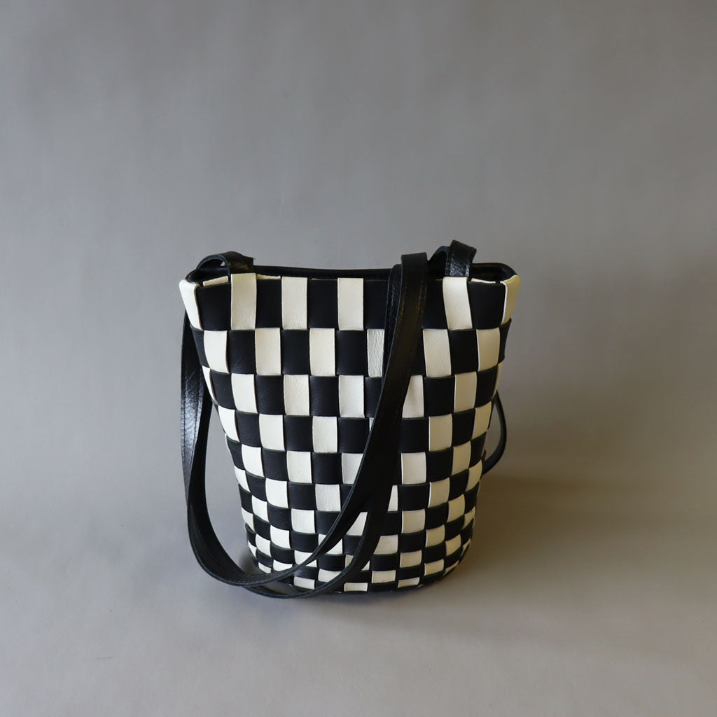 Black/bone white leather bucket bag