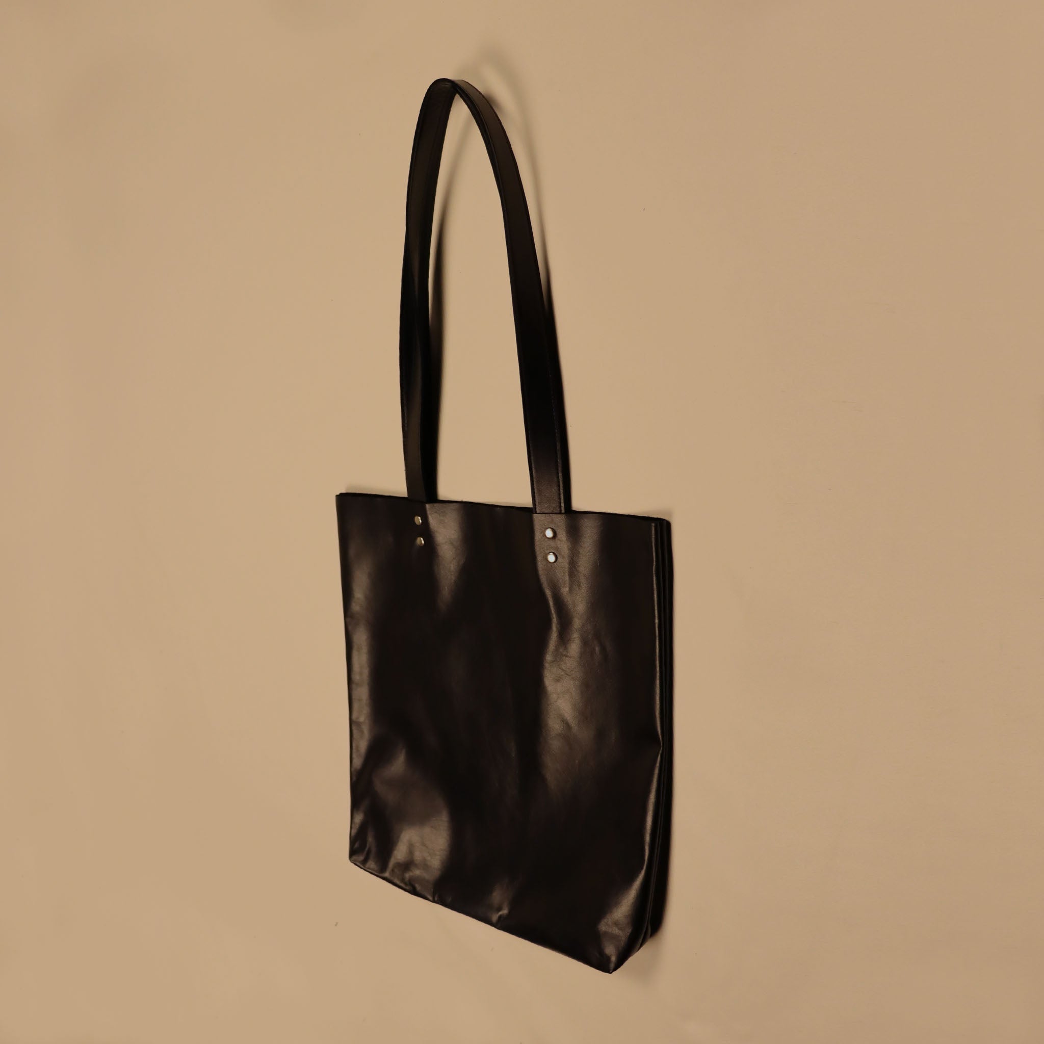 Tess discount tote bag