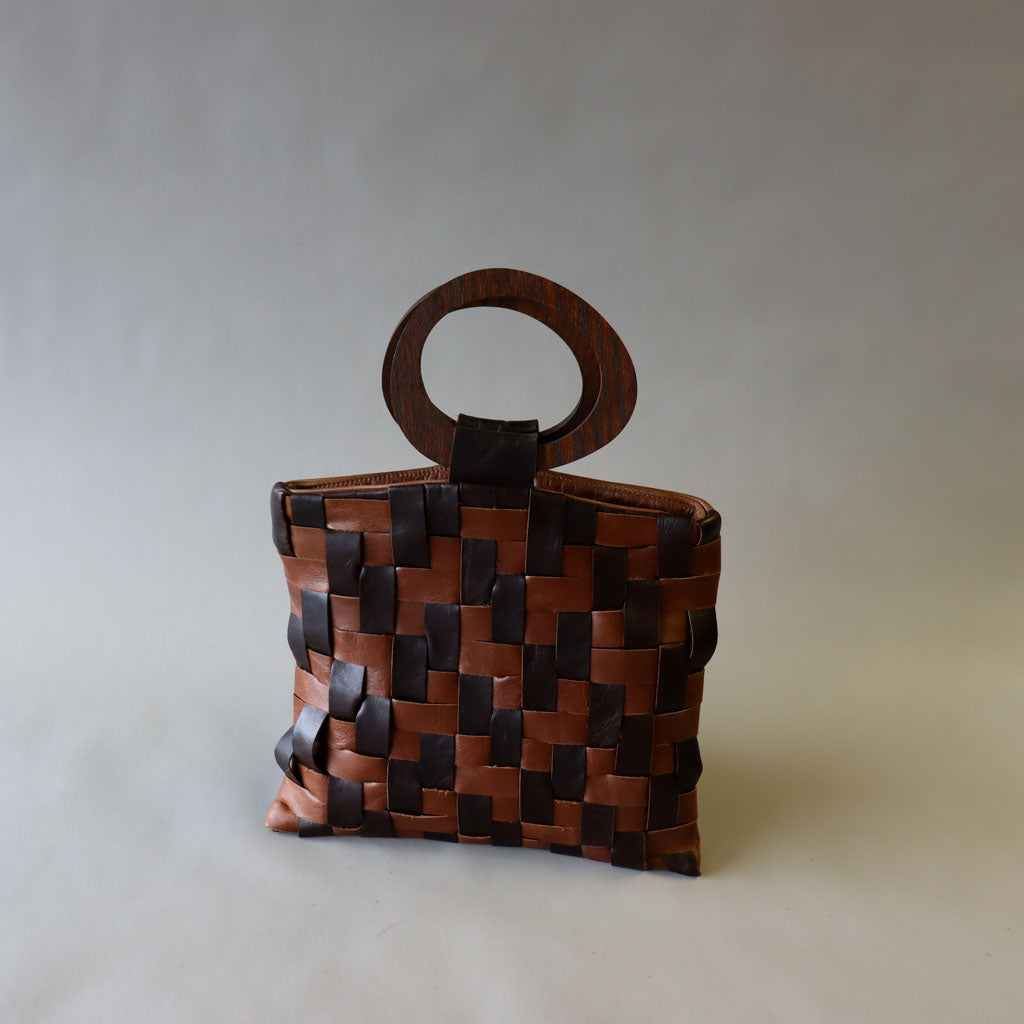 Tan/brown handwoven leather bag